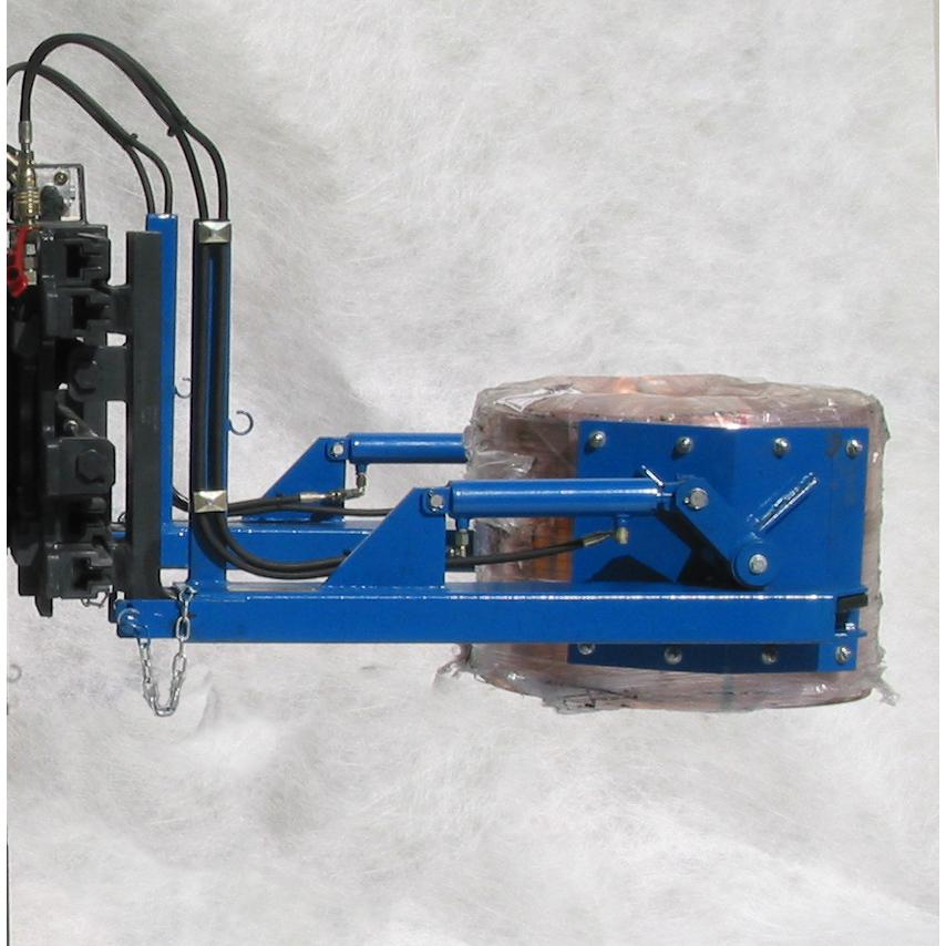 Hydraulische Drahtspulen - Kippklammer; rasche Aufnahme mit Gabelzinken